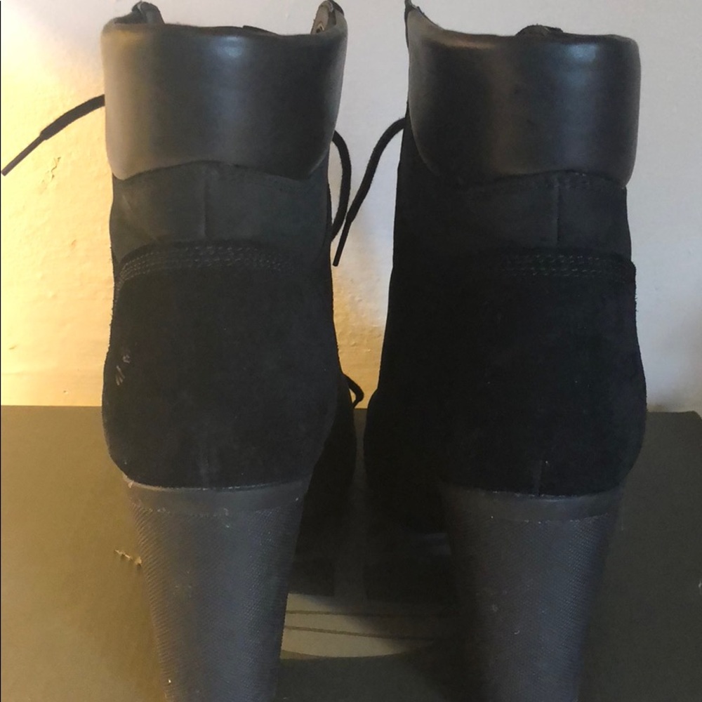 Boots - Picture 2 of 5